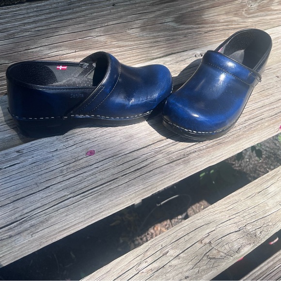 Sarita Clogs—The Original Danish Clog - Picture 2 of 5